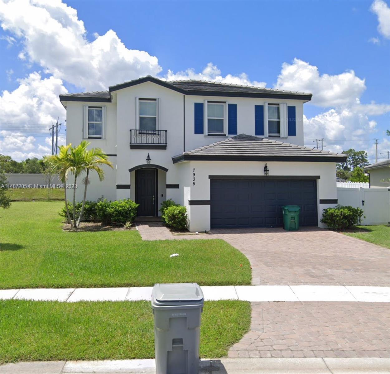Photo of 7935 NW Greenbank Cir in Port St Lucie, FL
