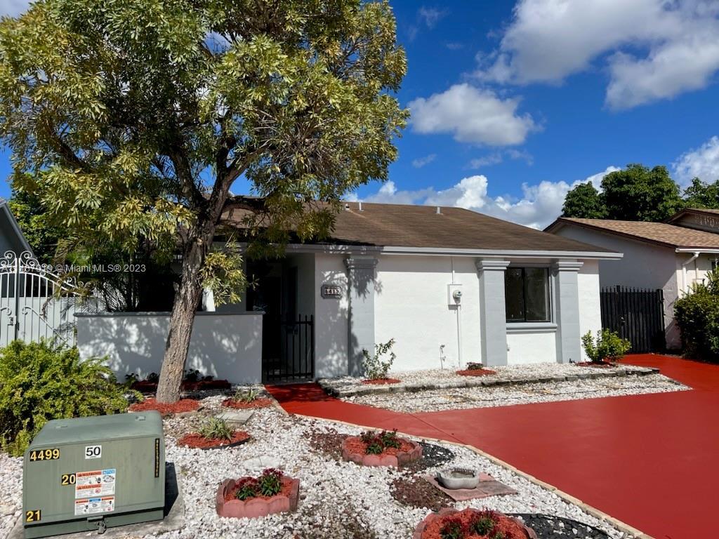 Photo of 5419 NW 197th Ln in Miami Gardens, FL