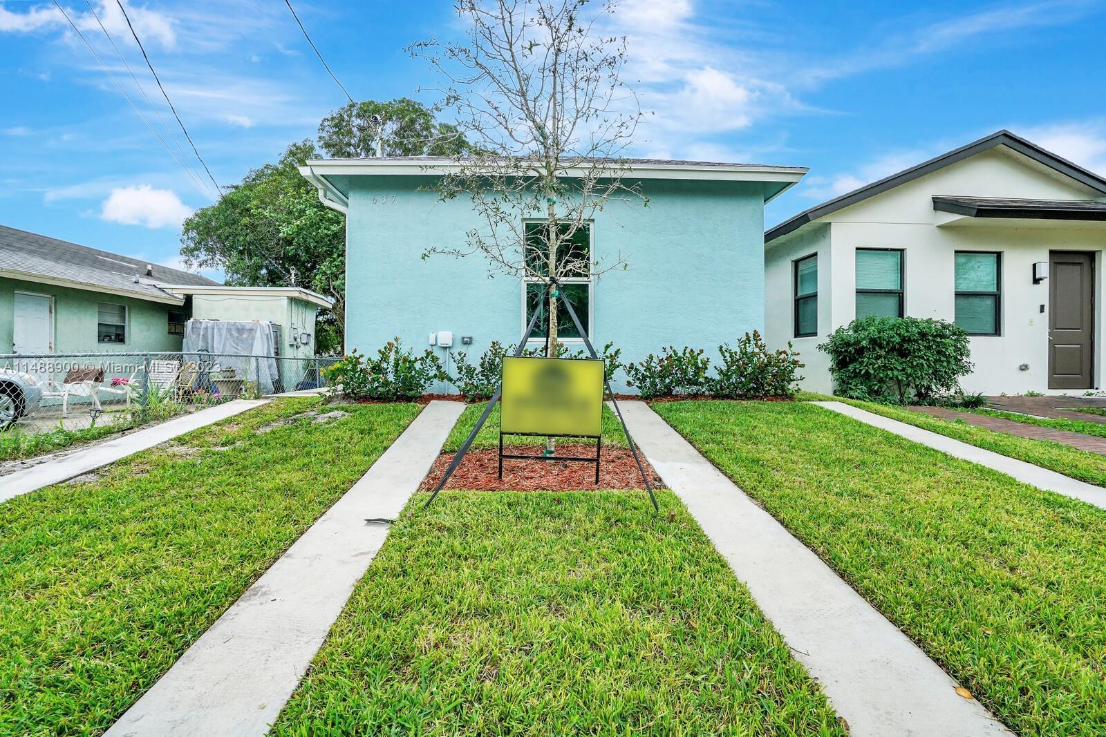 Photo of 637 Washington Ave in Lake Worth, FL