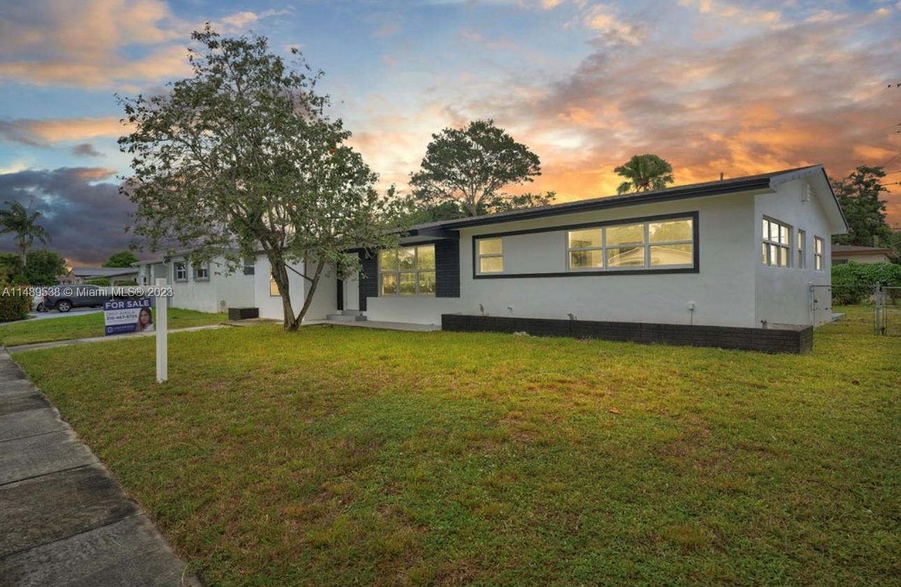 Photo of 17815 NE 7th Ct in Miami, FL