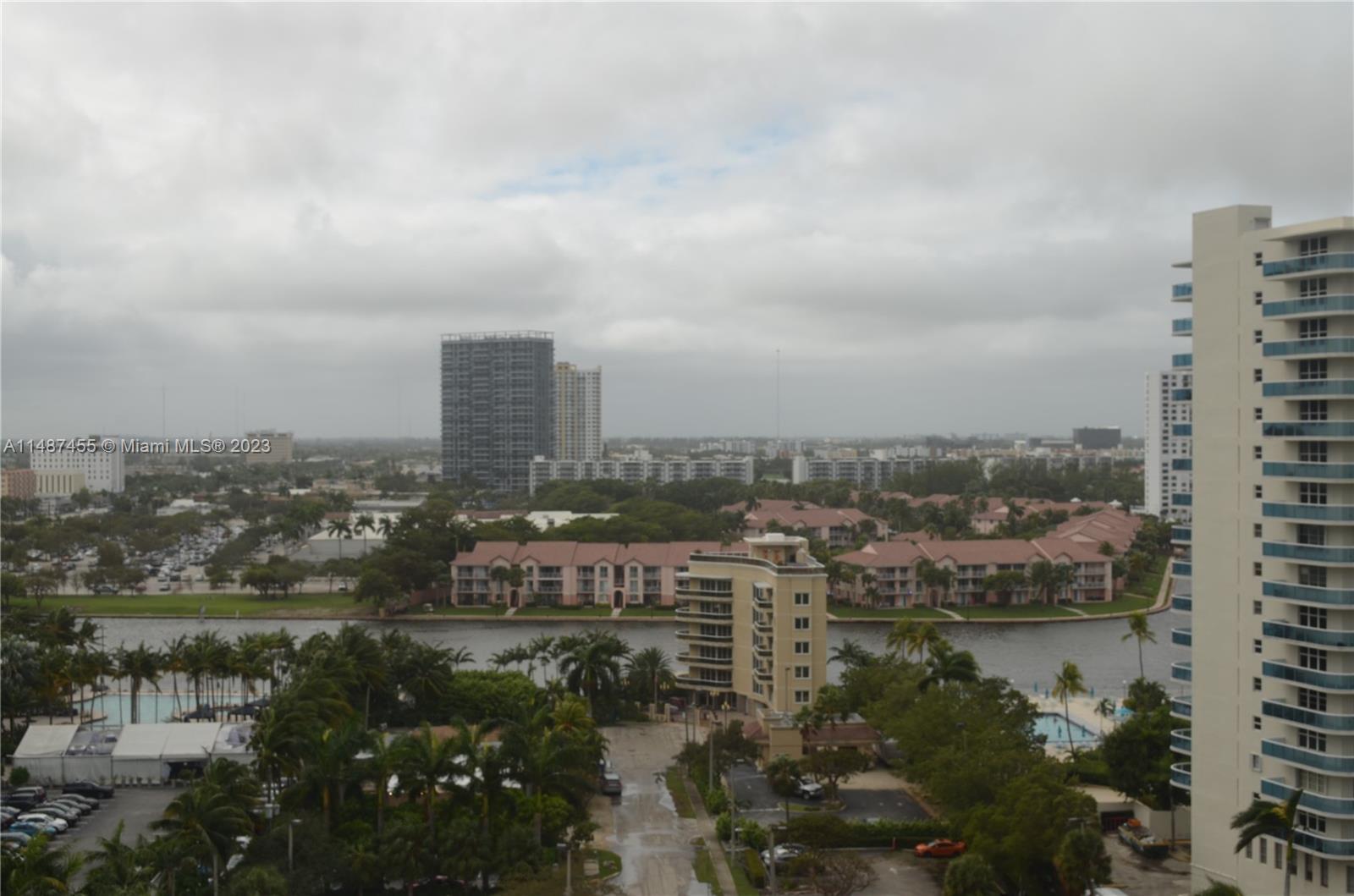 Photo of 3901 S Ocean Dr #14T in Hollywood, FL