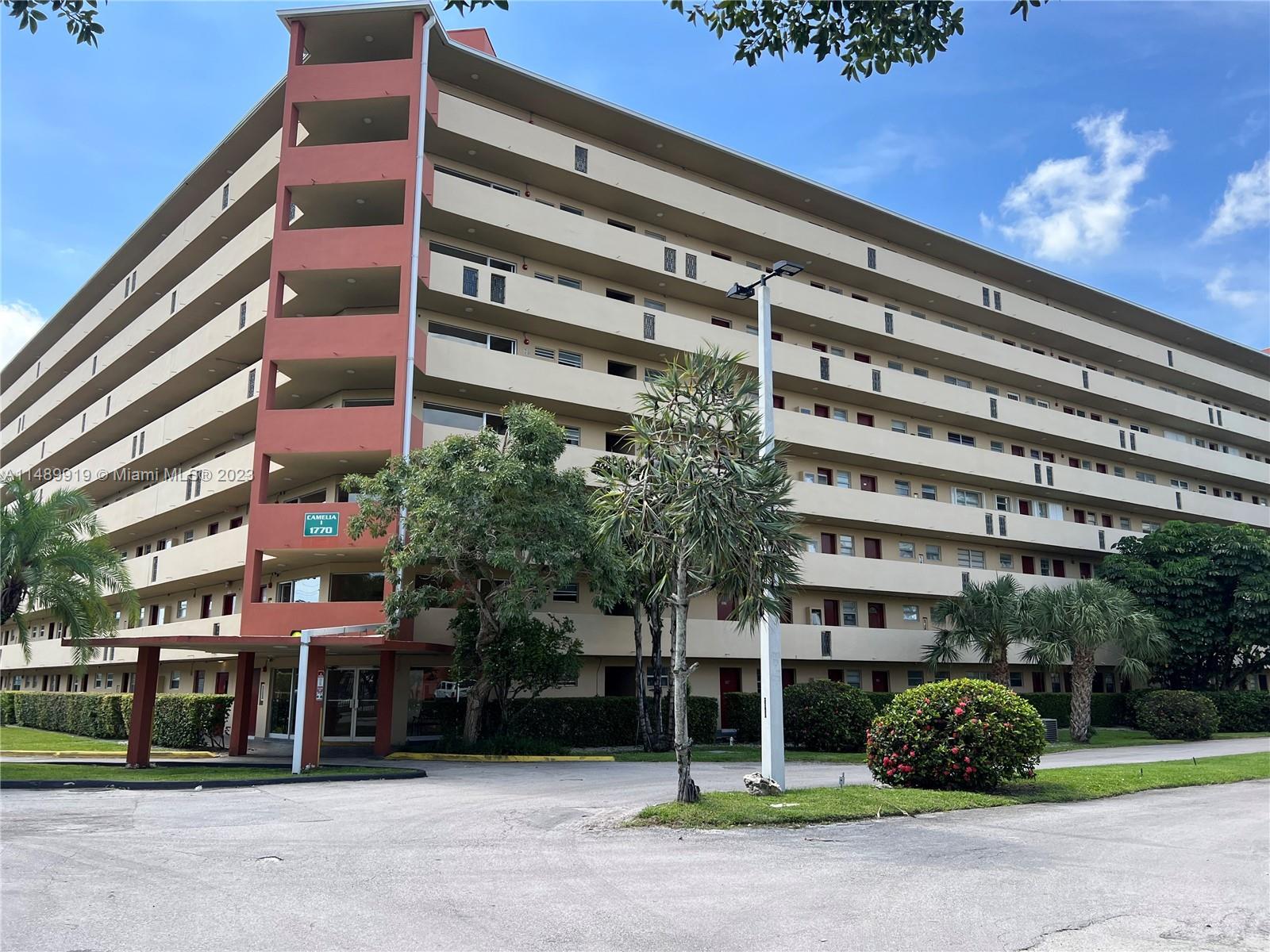 Photo of 1770 NE 191st St #415-1 in Miami, FL