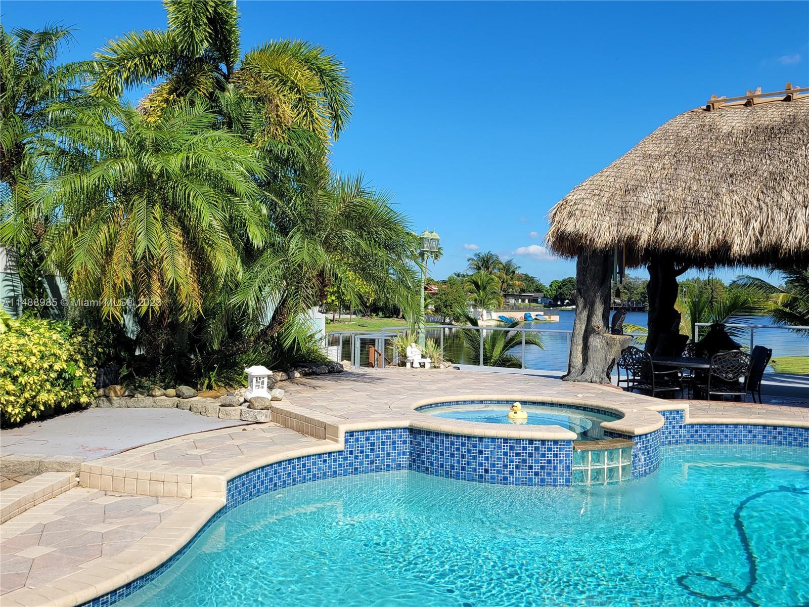 Photo of 1221 Hammond Dr in Miami Springs, FL