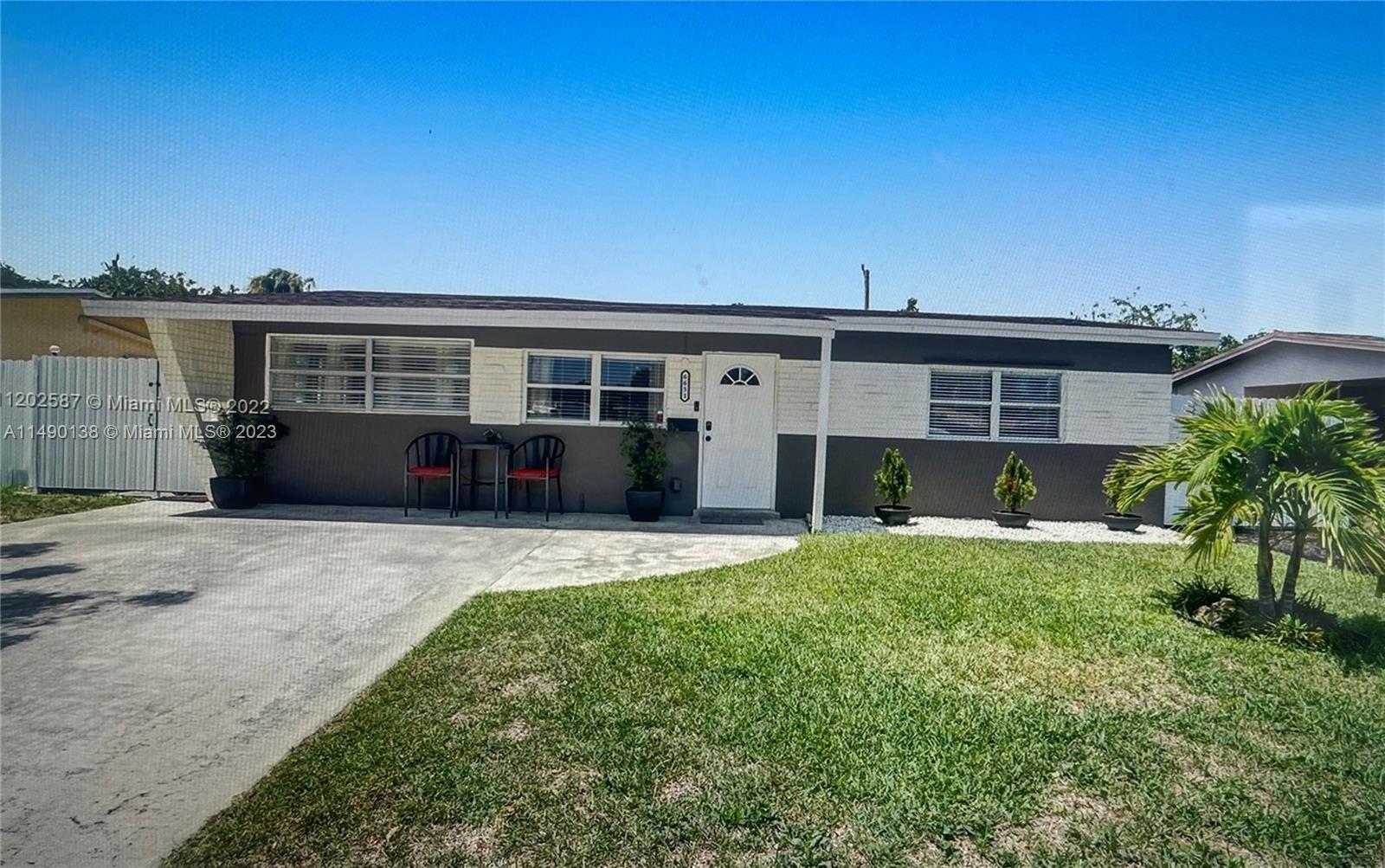 Photo of 6651 Greene St in Hollywood, FL
