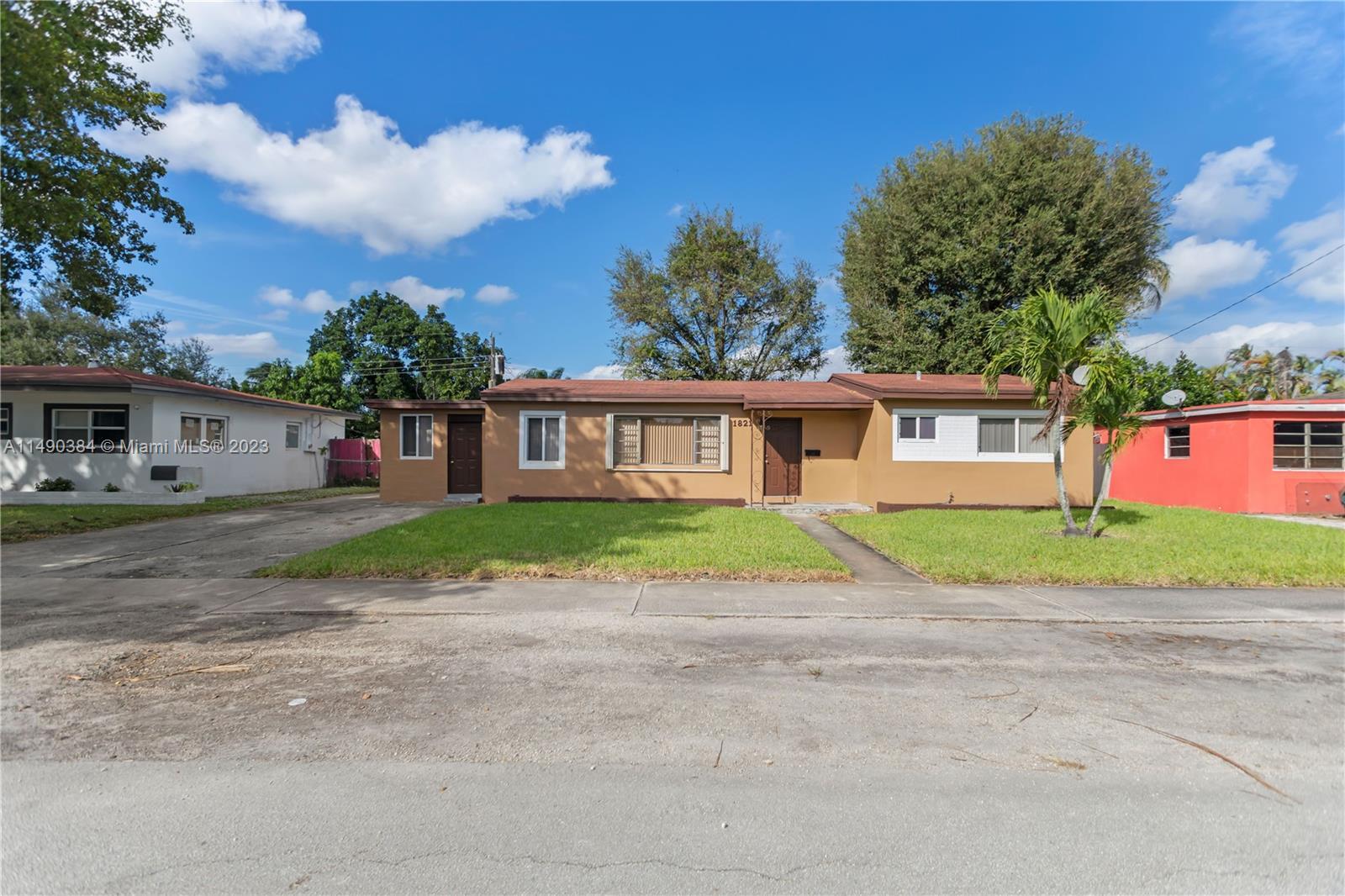 Photo of 1821 NW 186th St in Miami Gardens, FL