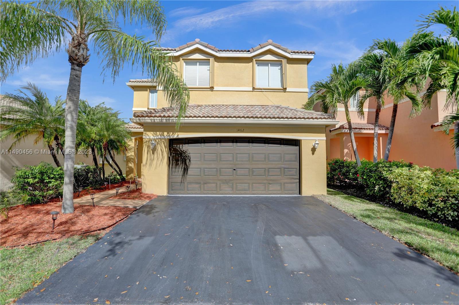 Photo of 1462 Sabal Trl in Weston, FL