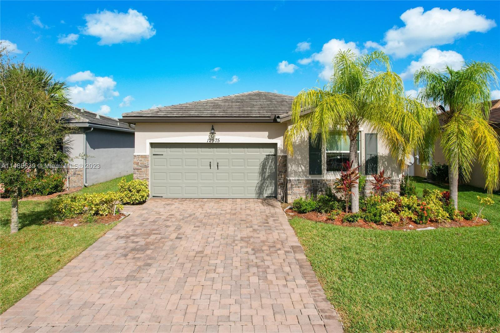 Photo of 12575 NW Toblin Ln in Port St Lucie, FL