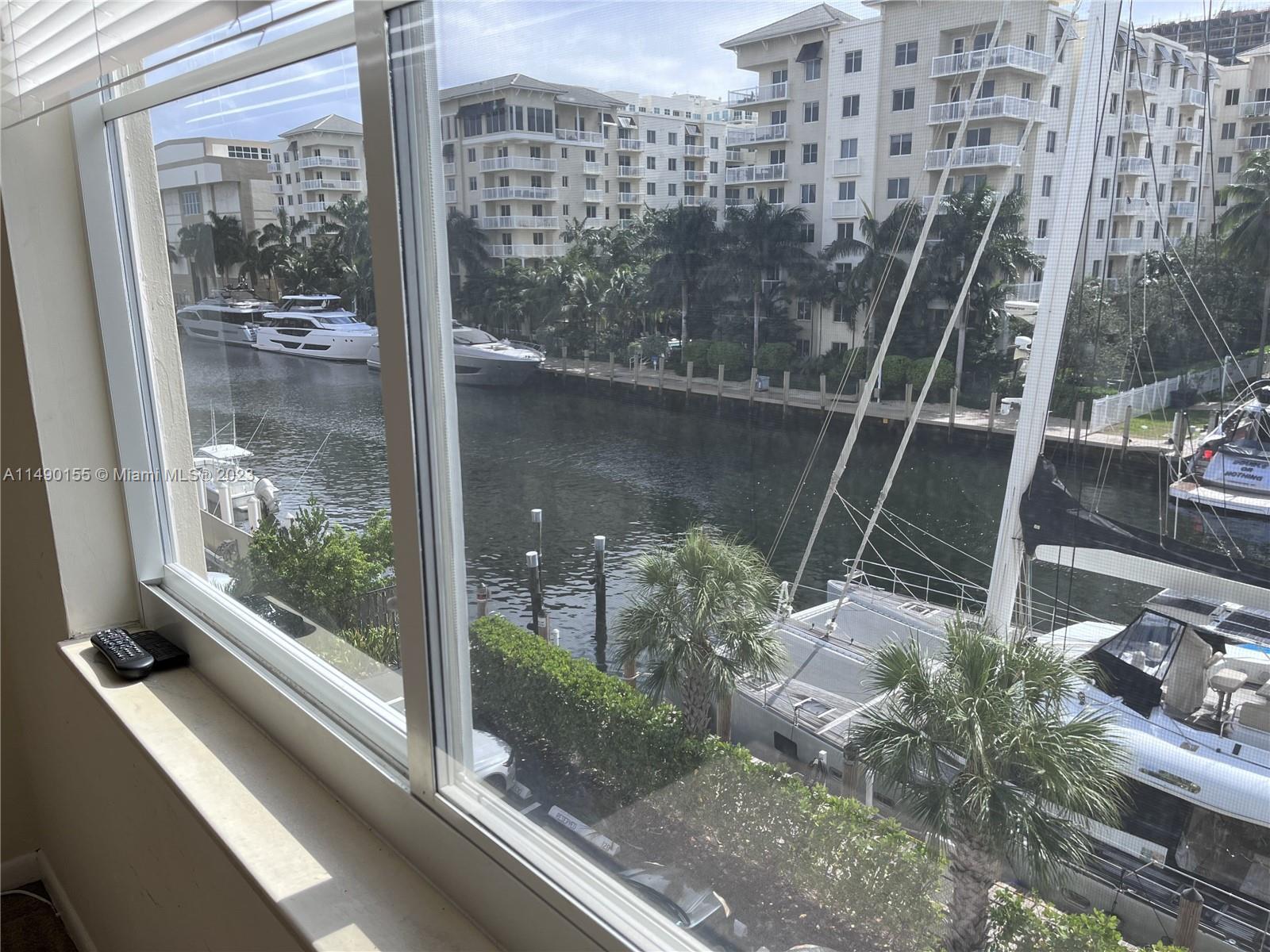 Photo of 1600 SE 15th St #400 in Fort Lauderdale, FL