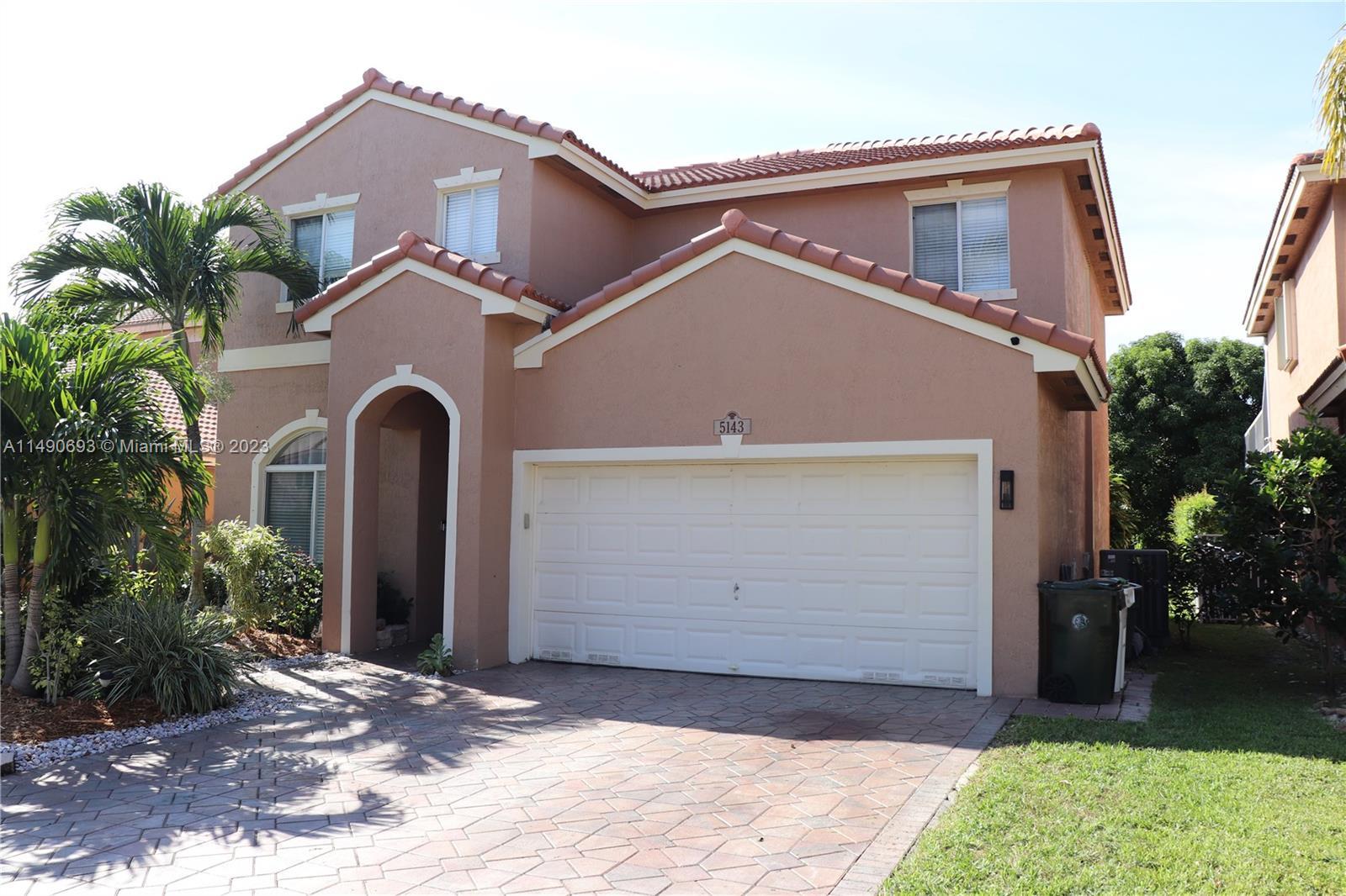 Photo of 5143 Woodfield Wy in Coconut Creek, FL