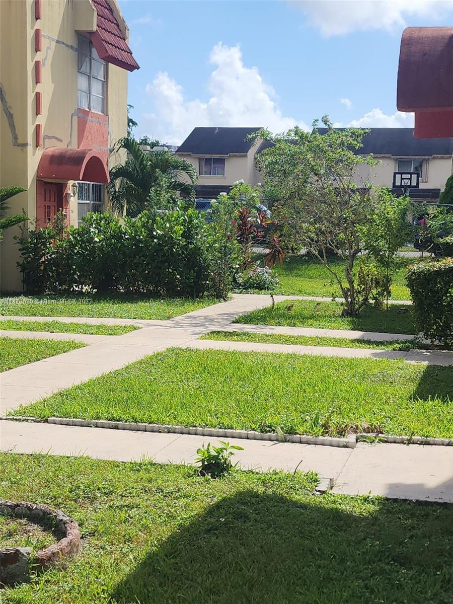 Photo of 274 NE 141st St #3C in Miami, FL