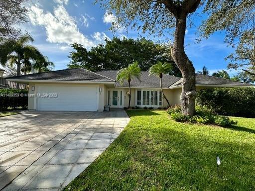 Photo of 6 Kintyre Rd in Palm Beach Gardens, FL
