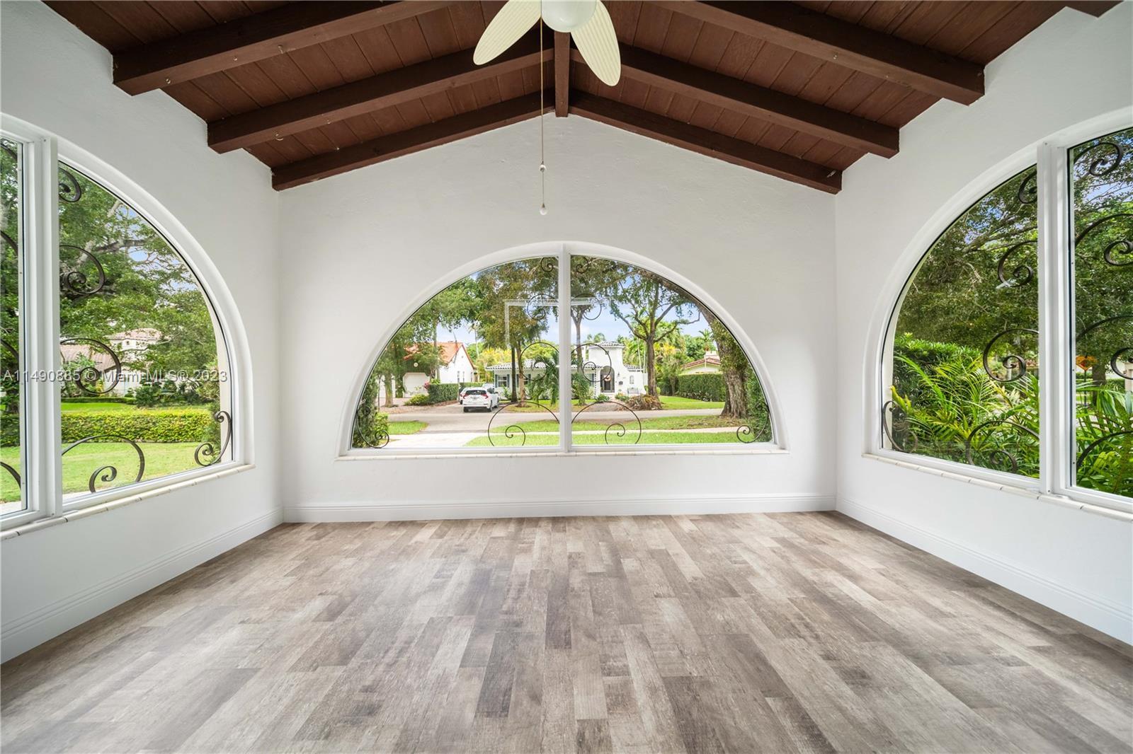 Photo of 1700 Cortez St in Coral Gables, FL