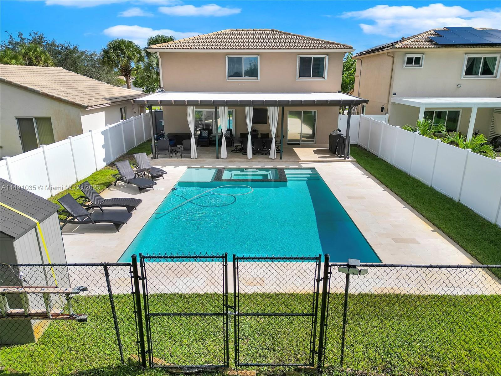 Photo of 4608 SW 134th Ave in Miramar, FL
