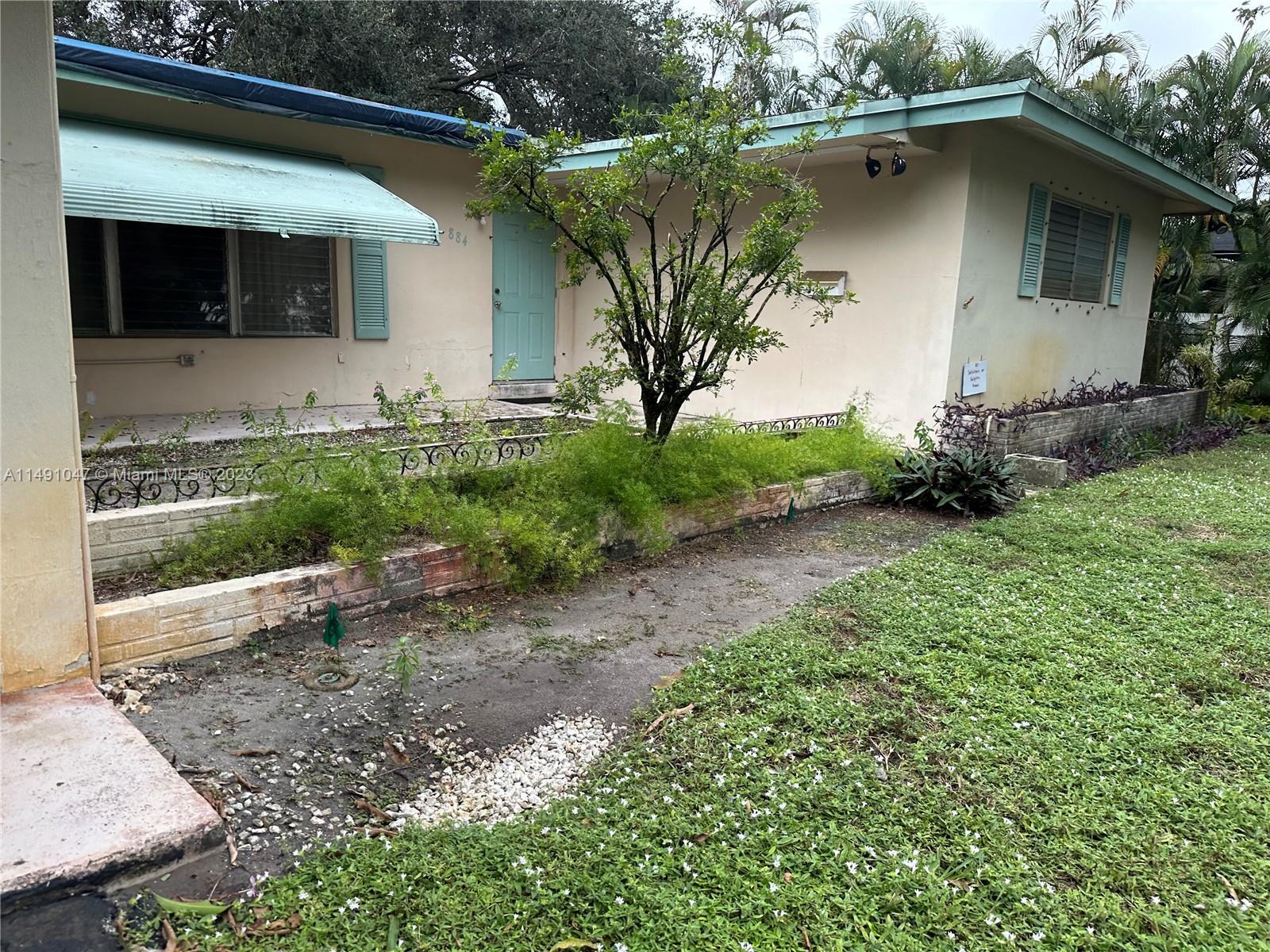 Photo of 884 Oleander Dr in Plantation, FL