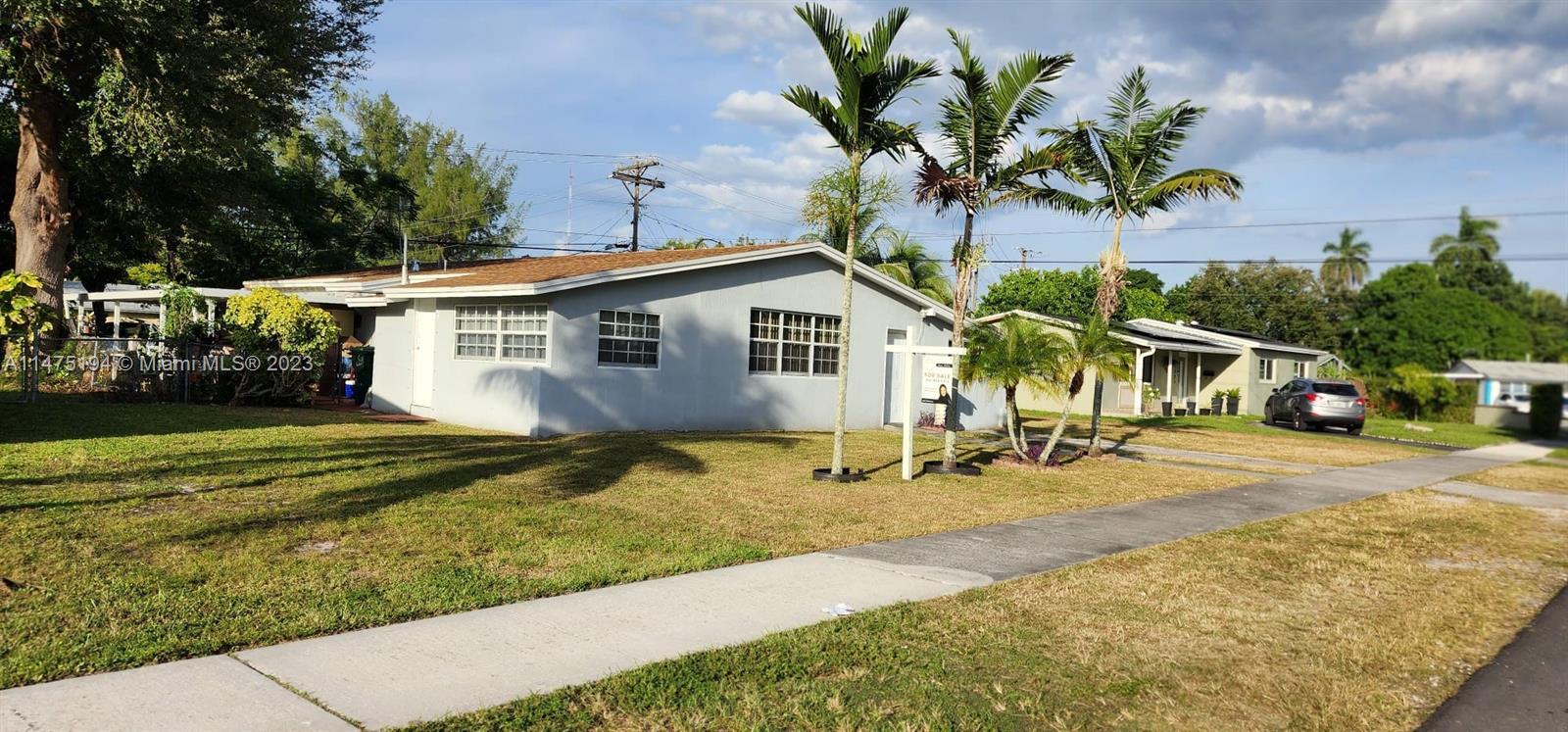 Photo of 1215 NW 186th St in Miami Gardens, FL