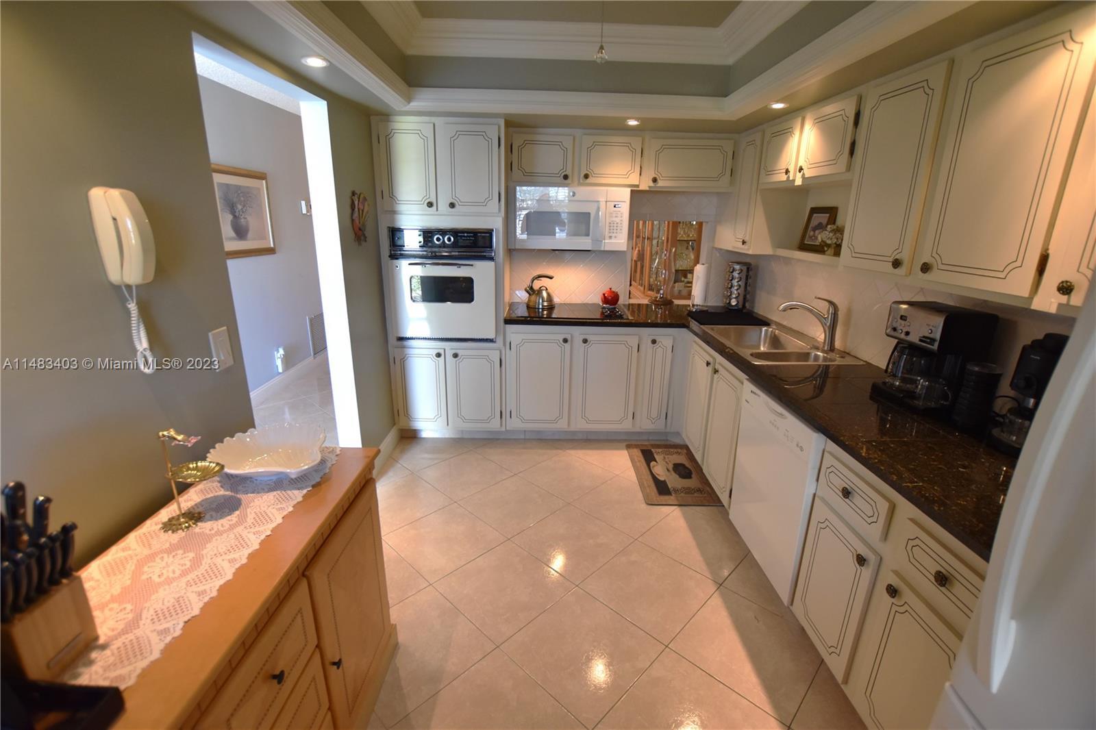 Photo of 2638 Gately Dr E #100 in West Palm Beach, FL