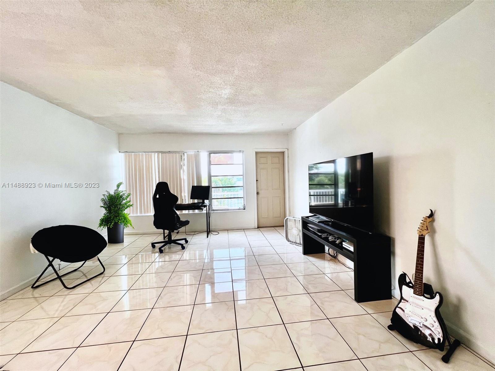 Photo of 16801 NE 14th Ave #311 in Miami, FL