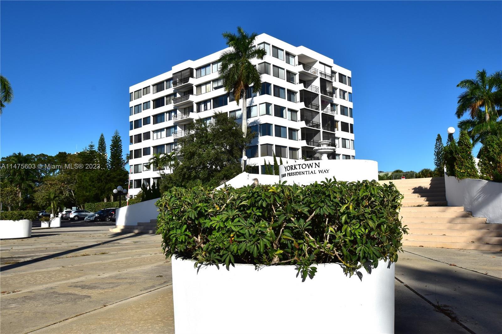 Photo of 1500 Presidential Wy #401 in West Palm Beach, FL