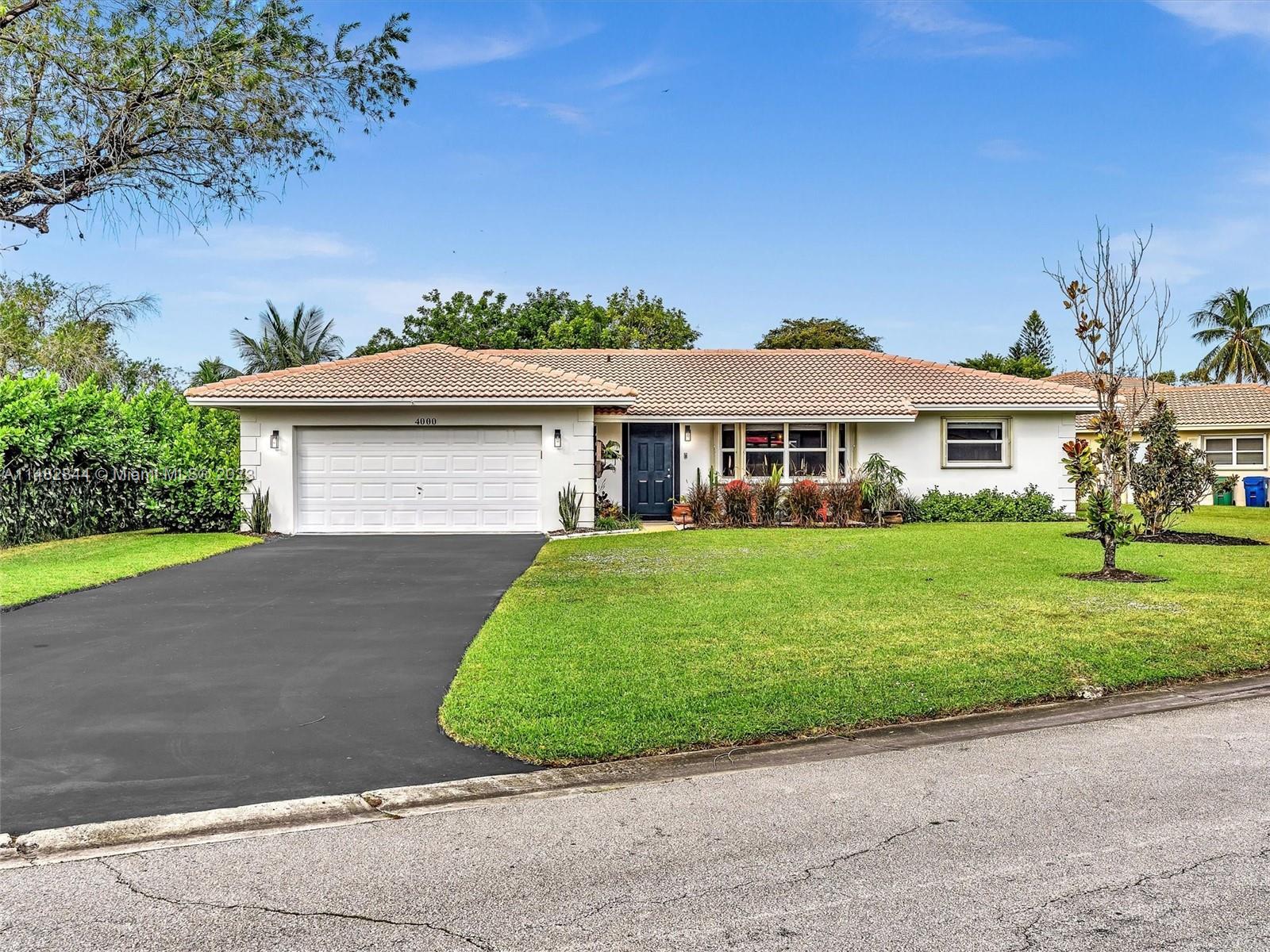 Photo of 4000 NW 103rd Dr in Coral Springs, FL