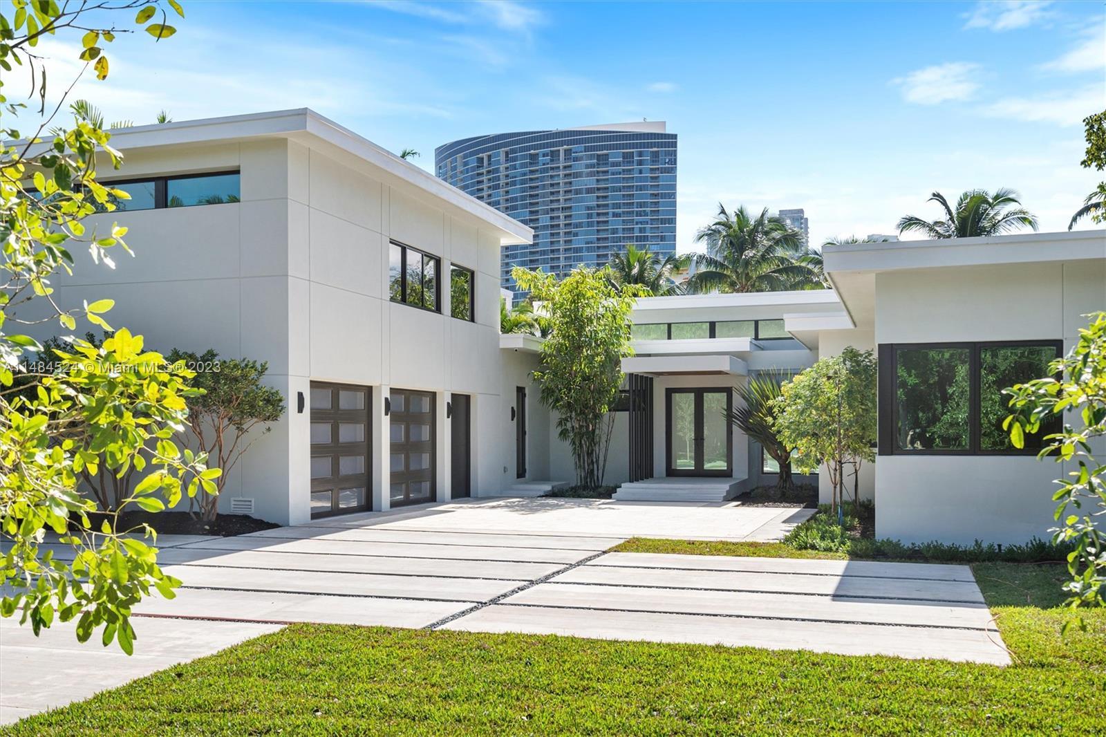 Photo of 450 Sabal Palm Rd in Miami, FL