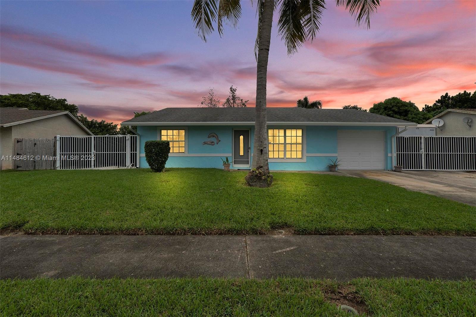 Photo of 6944 Athena Dr in Lake Worth, FL