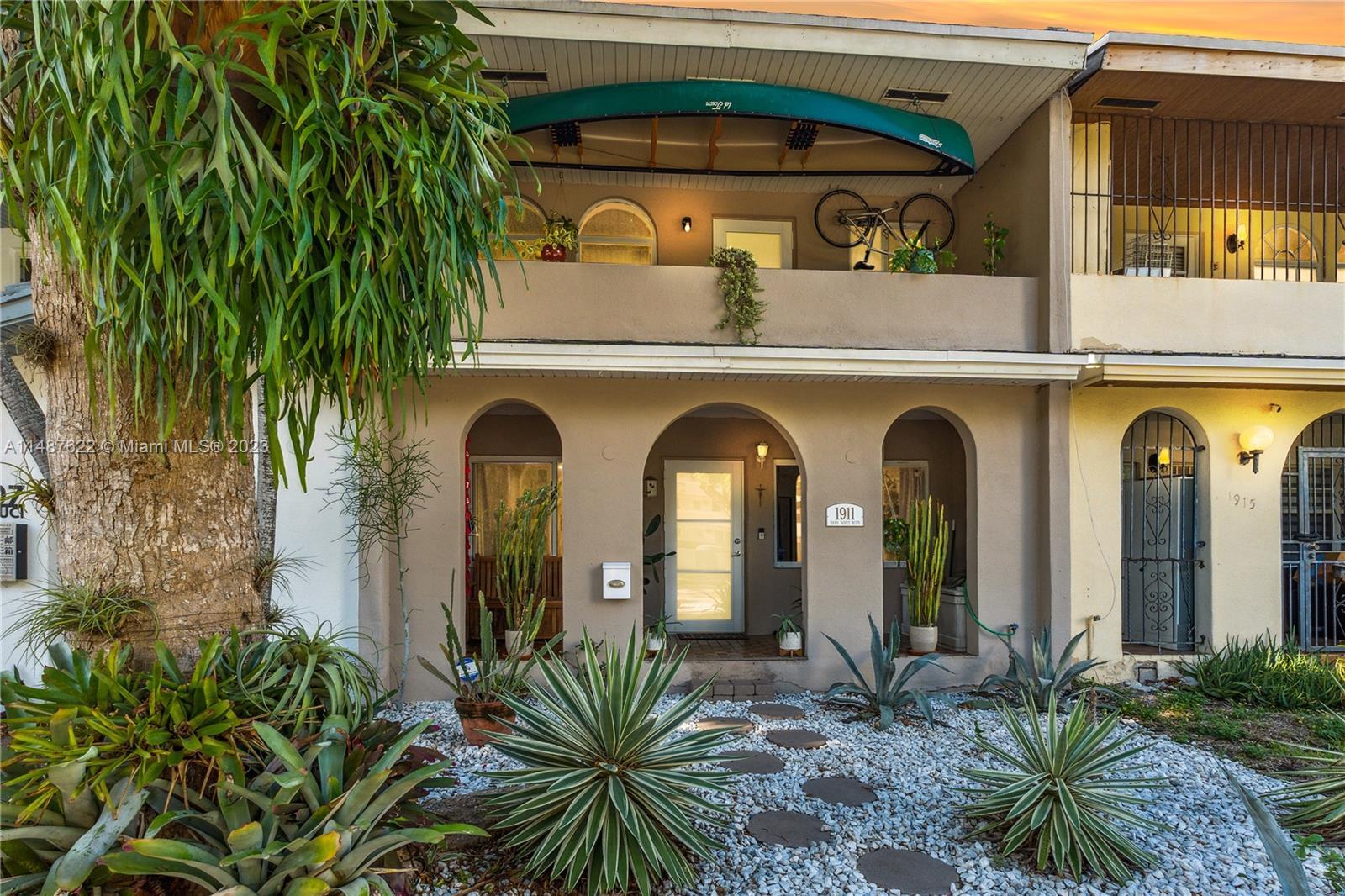 Photo of 1911 Sans Souci Blvd in North Miami, FL