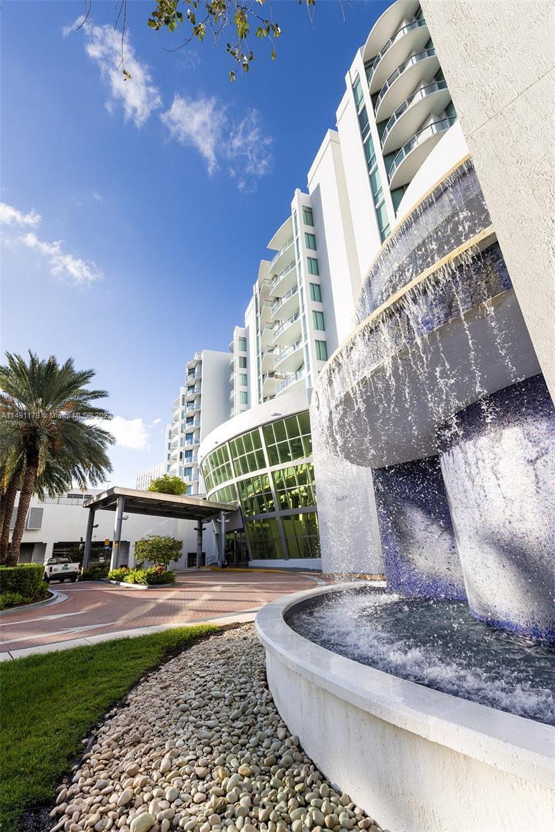 Photo of 3029 NE 188th St #615 in Aventura, FL