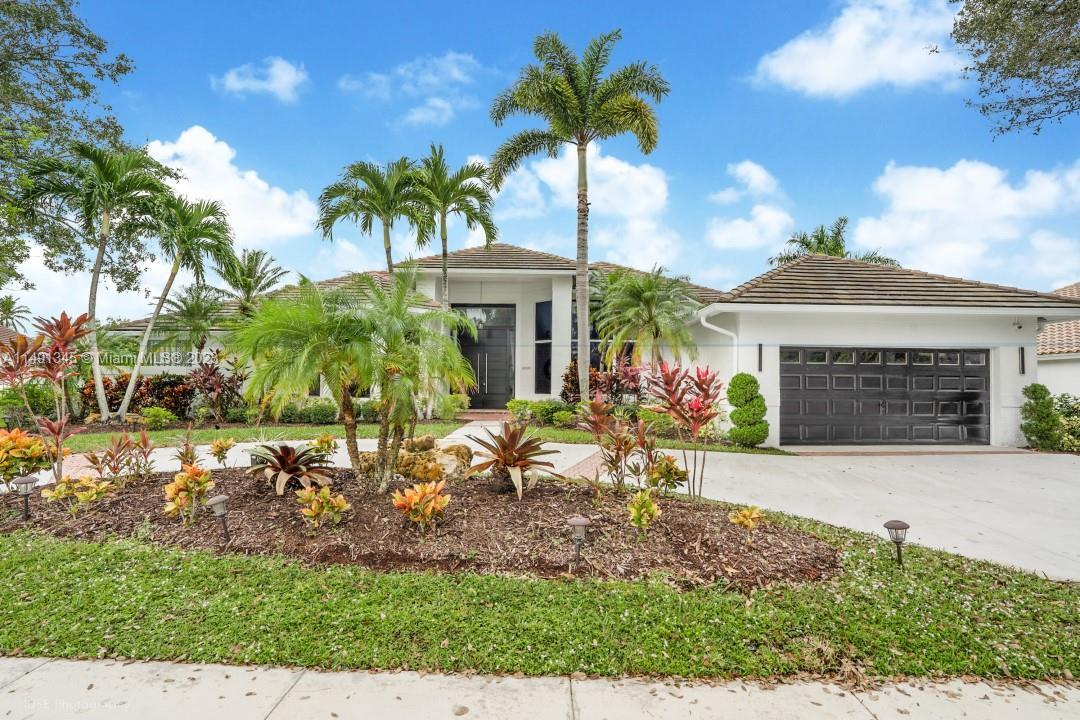 Photo of 410 Sabal Wy in Weston, FL
