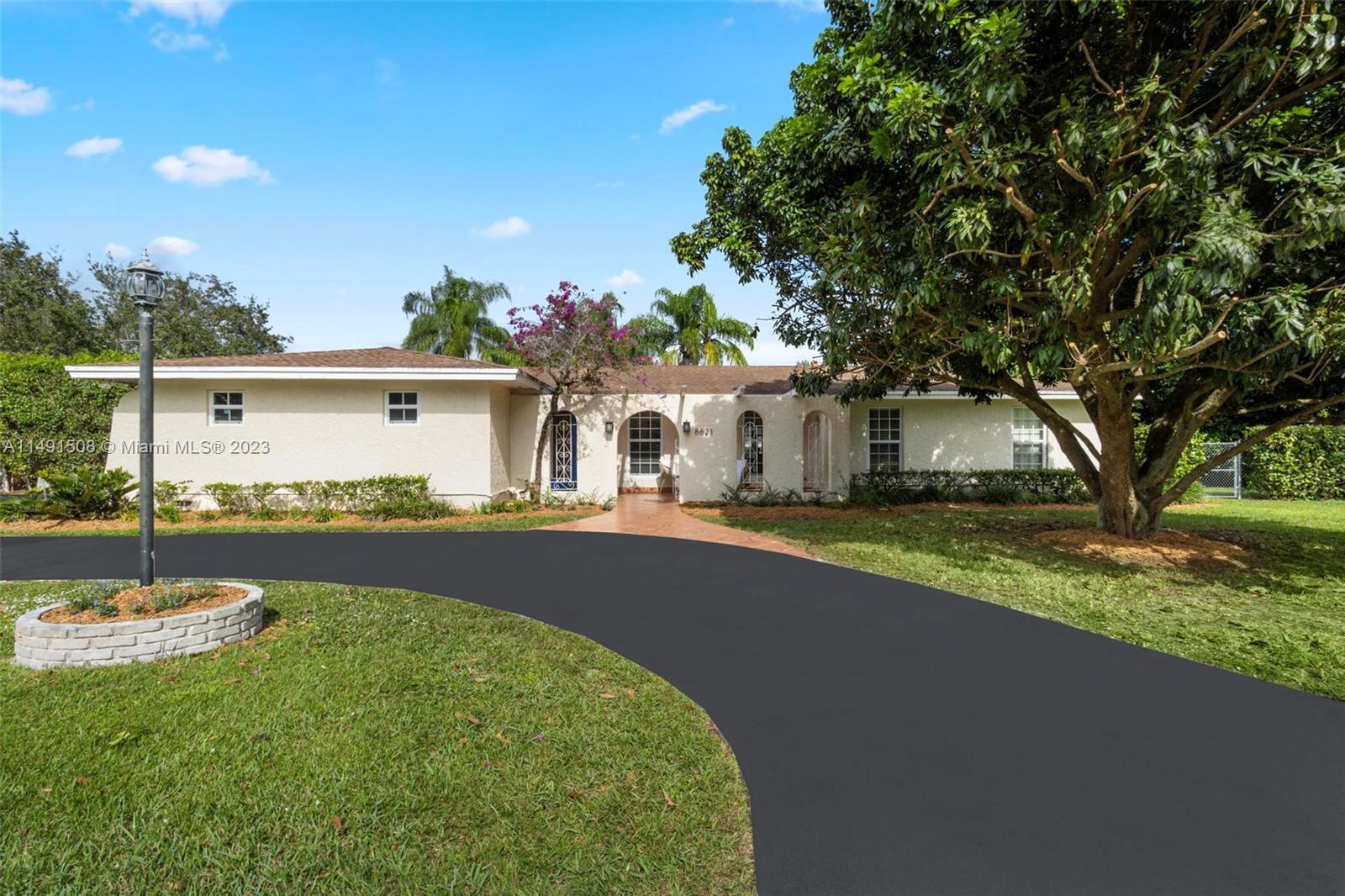Photo of 8621 SW 146th St in Palmetto Bay, FL