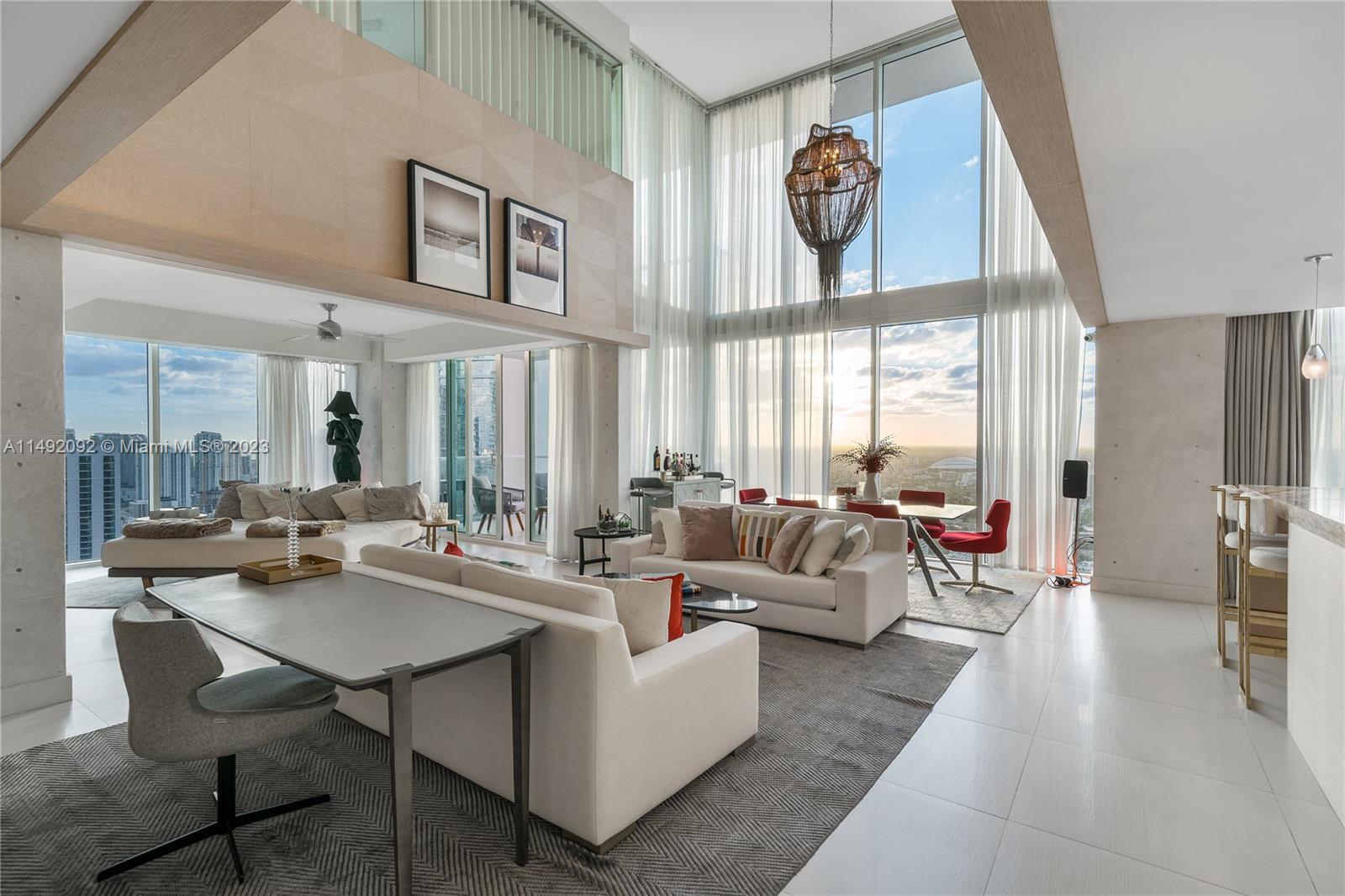 Photo of 1040 Biscayne Blvd #4607 in Miami, FL