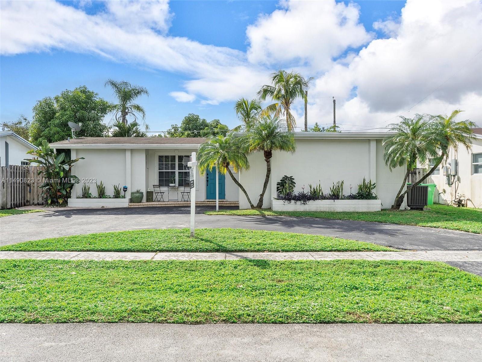 Photo of 8350 NW 25th St in Sunrise, FL