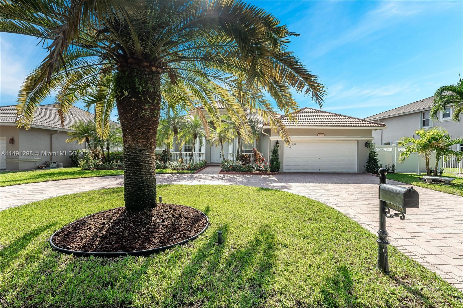 Photo of 6488 NW 56th Dr in Coral Springs, FL