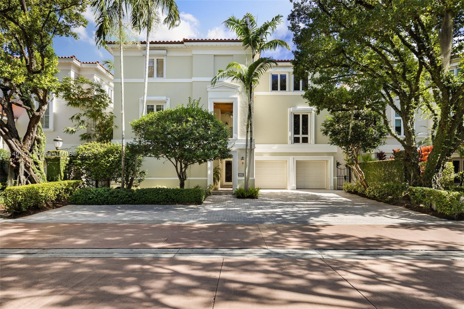 Photo of 3509 Bayshore Villas Dr in Miami, FL