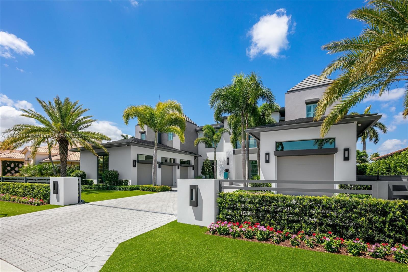 Photo of 169 W Key Palm Rd in Boca Raton, FL