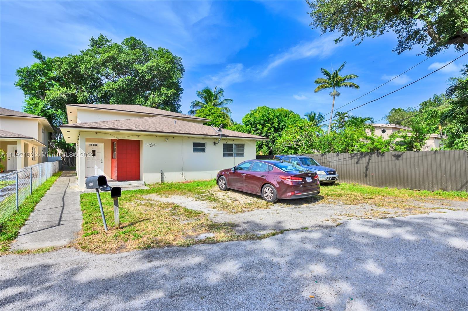 Photo of 11330 Peachtree Dr in Miami, FL