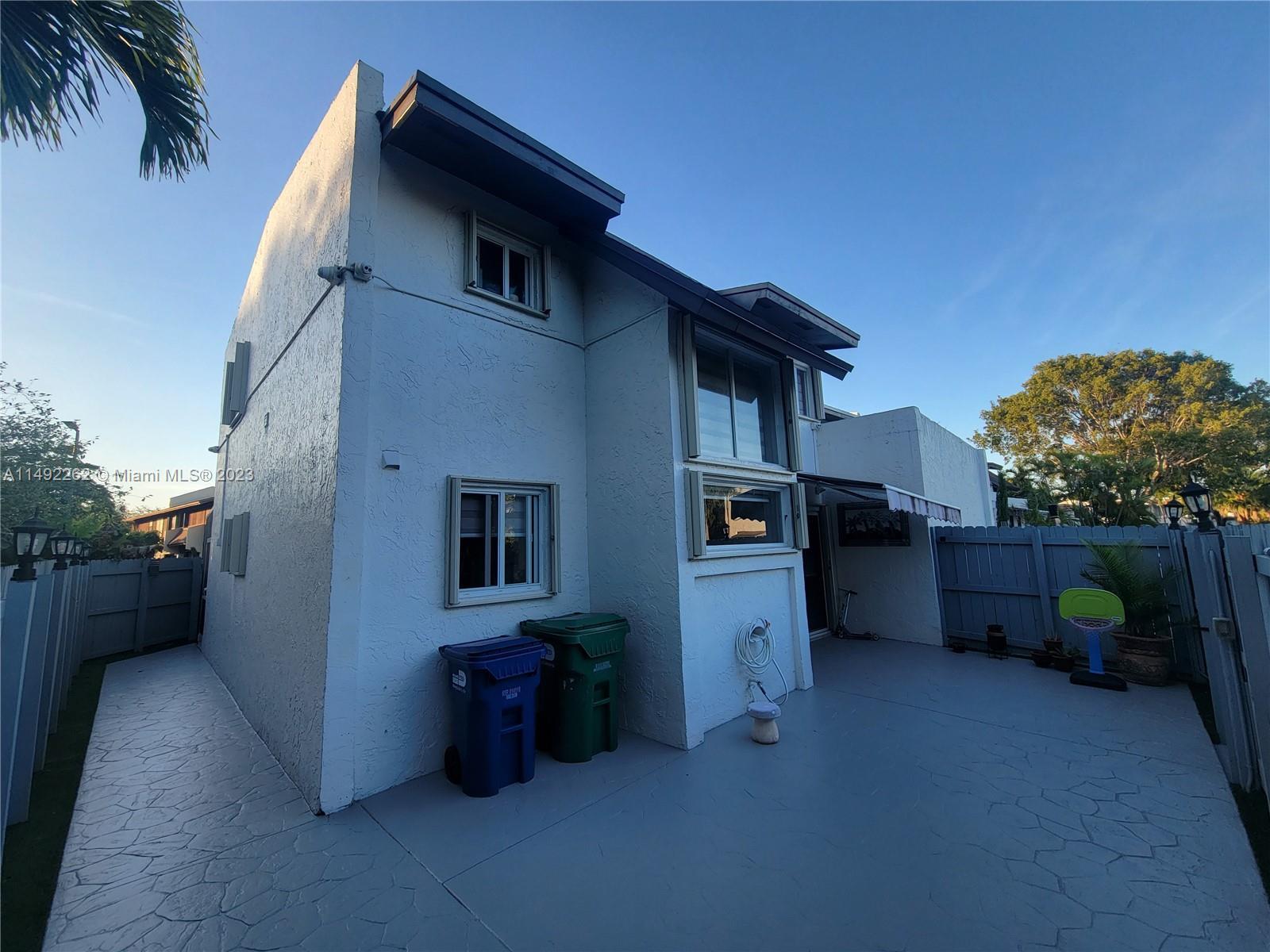 Photo of 6708 SW 114th Ave #6708 in Miami, FL