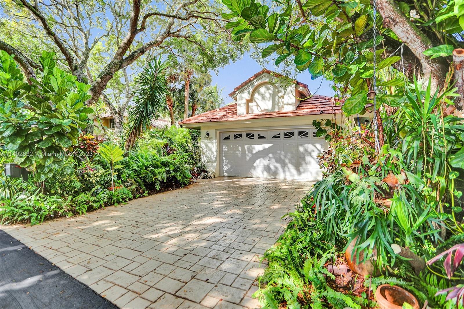 Photo of 505 Misty Oaks Dr in Pompano Beach, FL