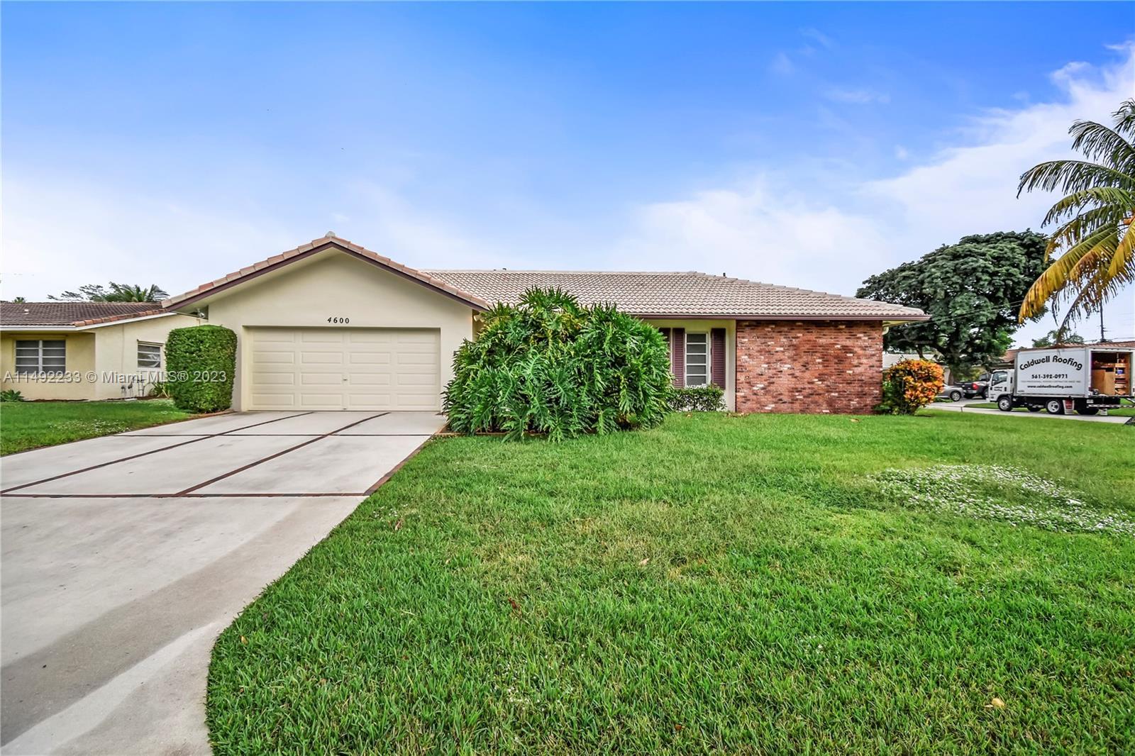 Photo of 4600 NW 5th Ln in Boca Raton, FL