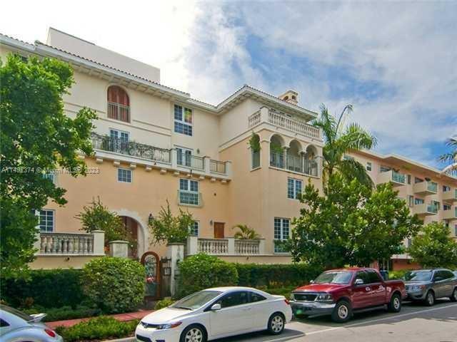 Photo of 243 W Meridian Ave #213 in Miami Beach, FL