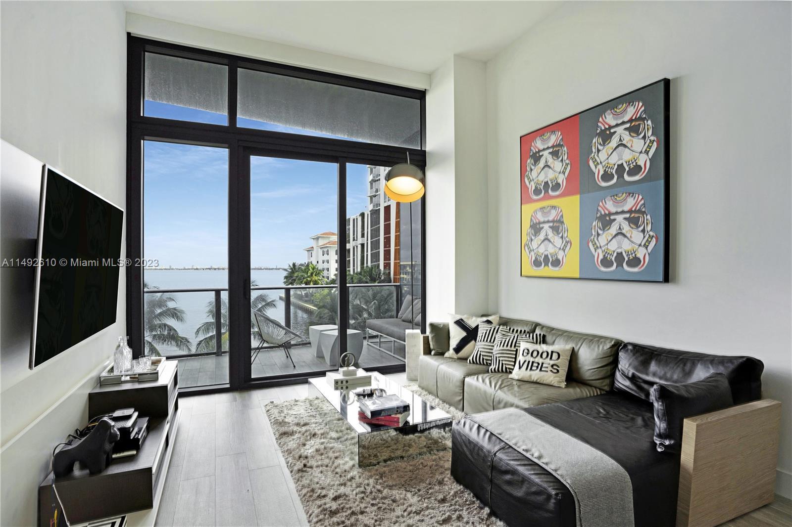 Photo of 460 NE 28th St #307 in Miami, FL