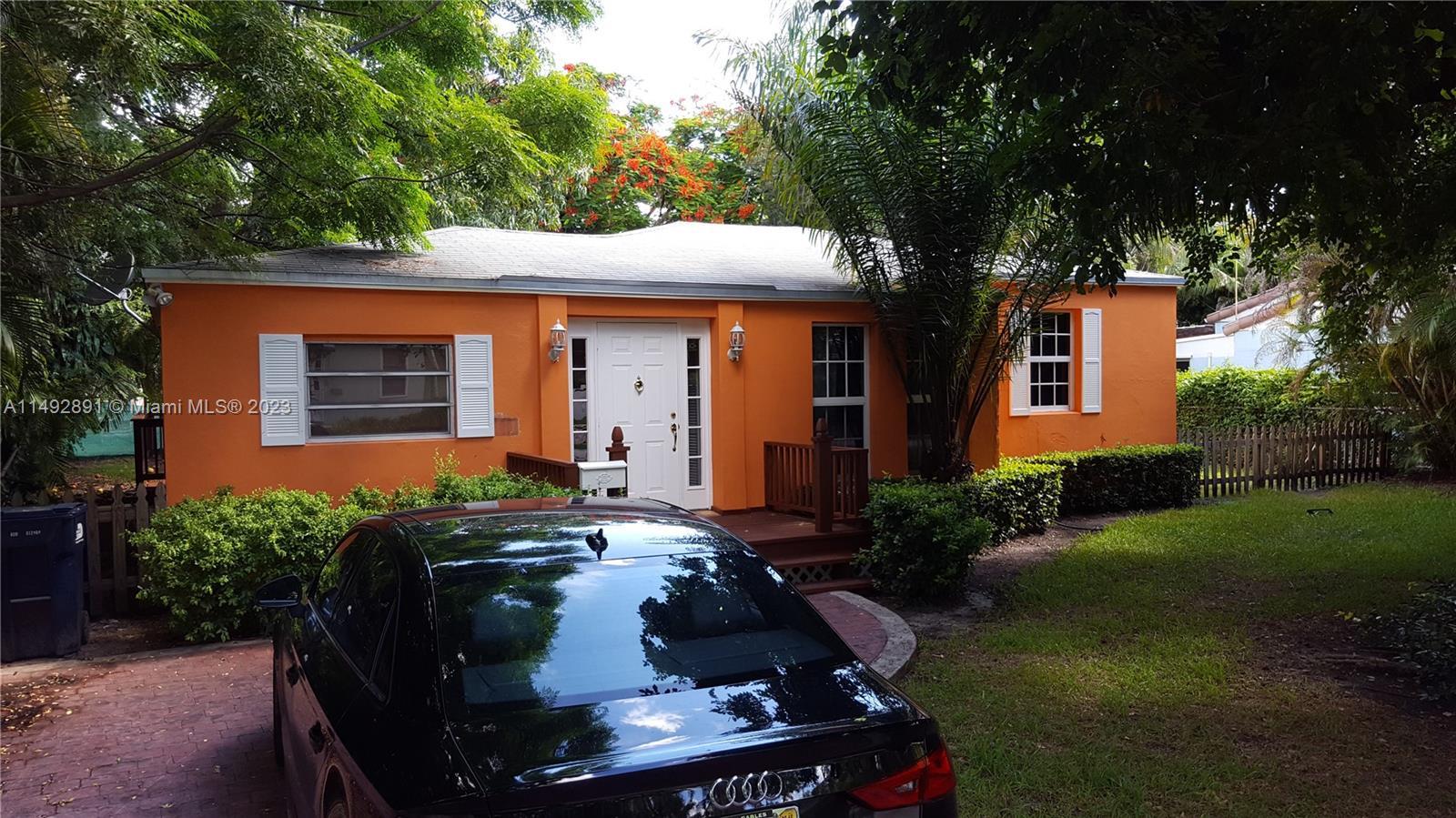 Photo of 5131 SW 73rd Ter in Miami, FL