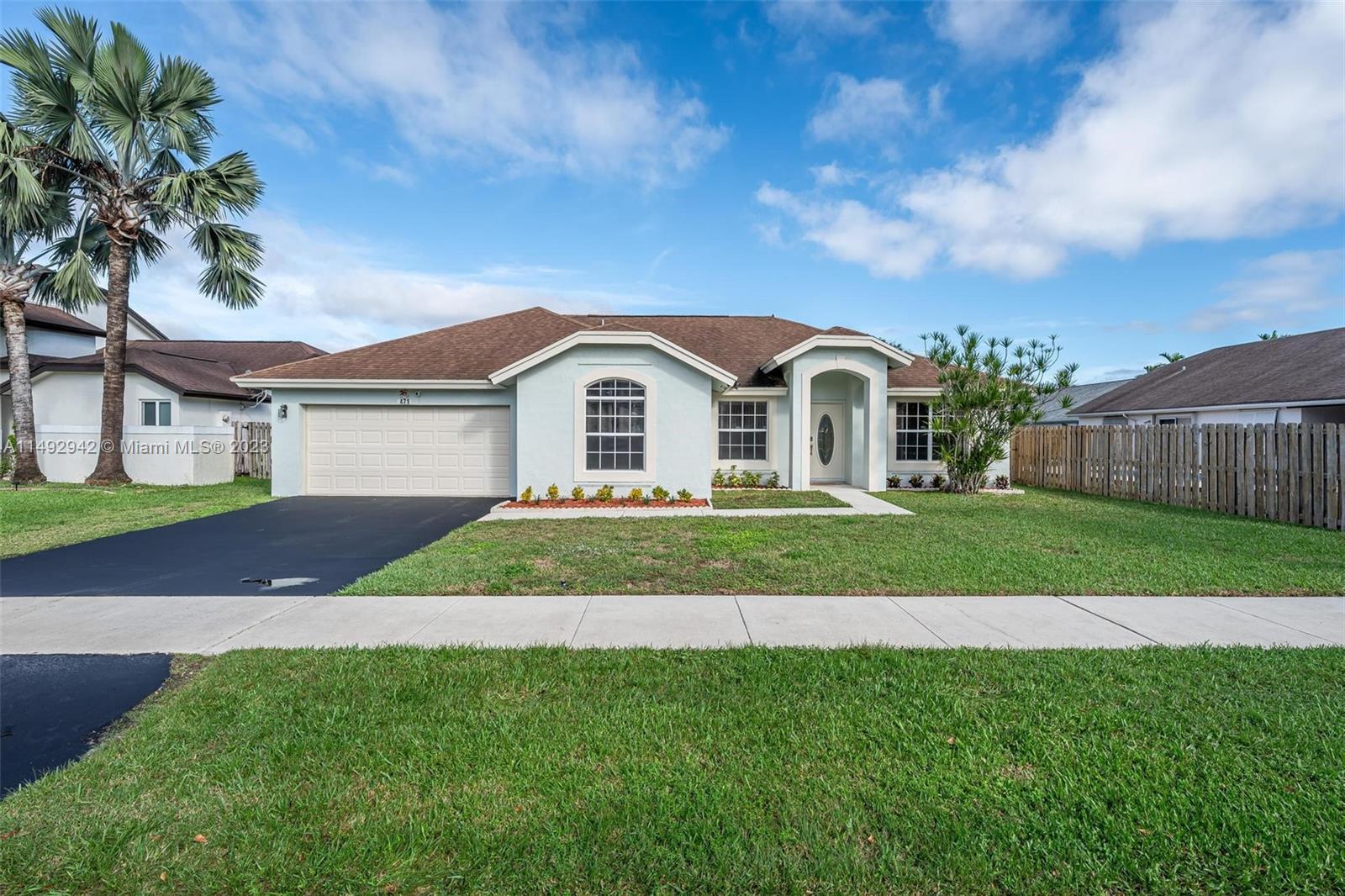 Photo of 471 Barbri Ln in Davie, FL