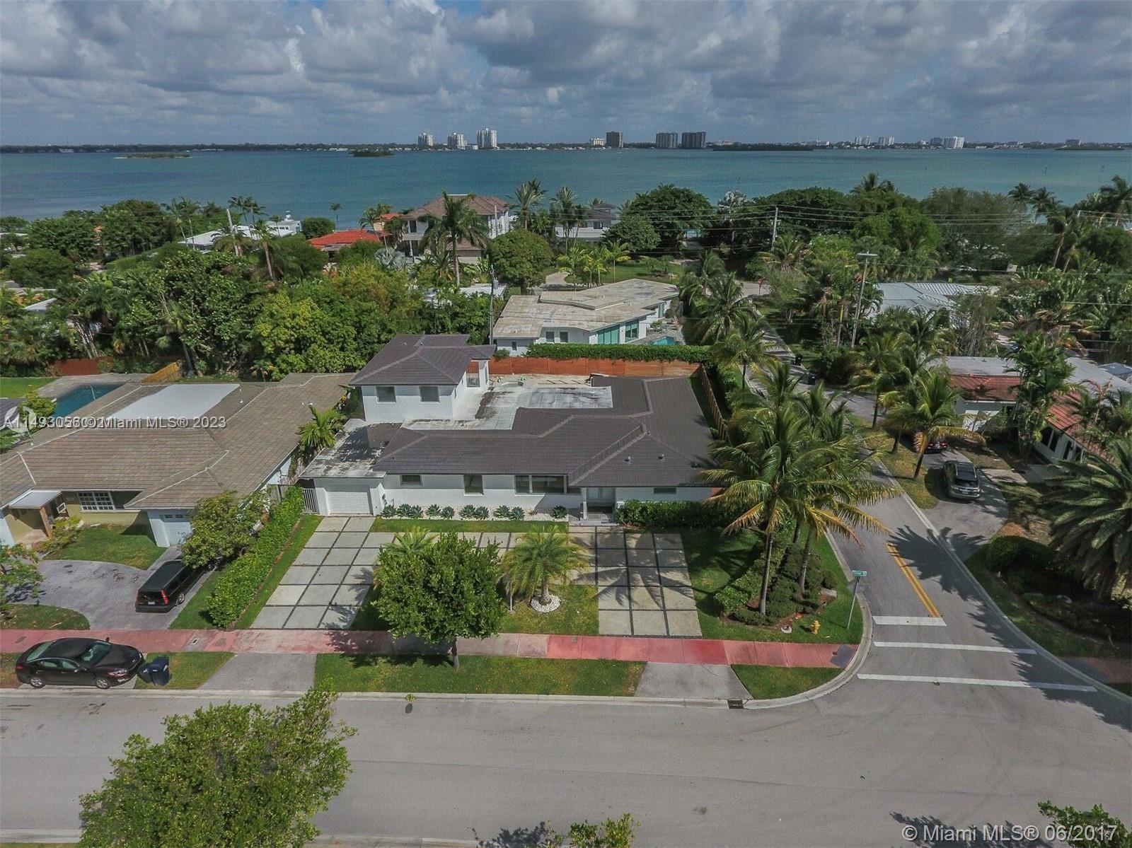 Photo of 1000 N Shore/1001 Fairway N Shore Dr in Miami Beach, FL