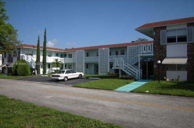 Photo of 4310 NW 16th St #206 in Lauderhill, FL