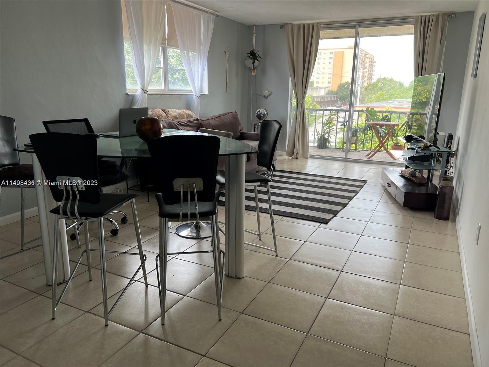 Photo of 12590 NE 16th Ave #303 in North Miami, FL