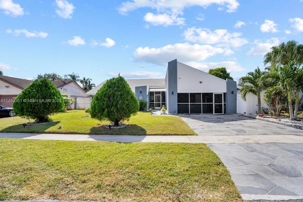 Photo of 8050 NW 47th Ct in Lauderhill, FL