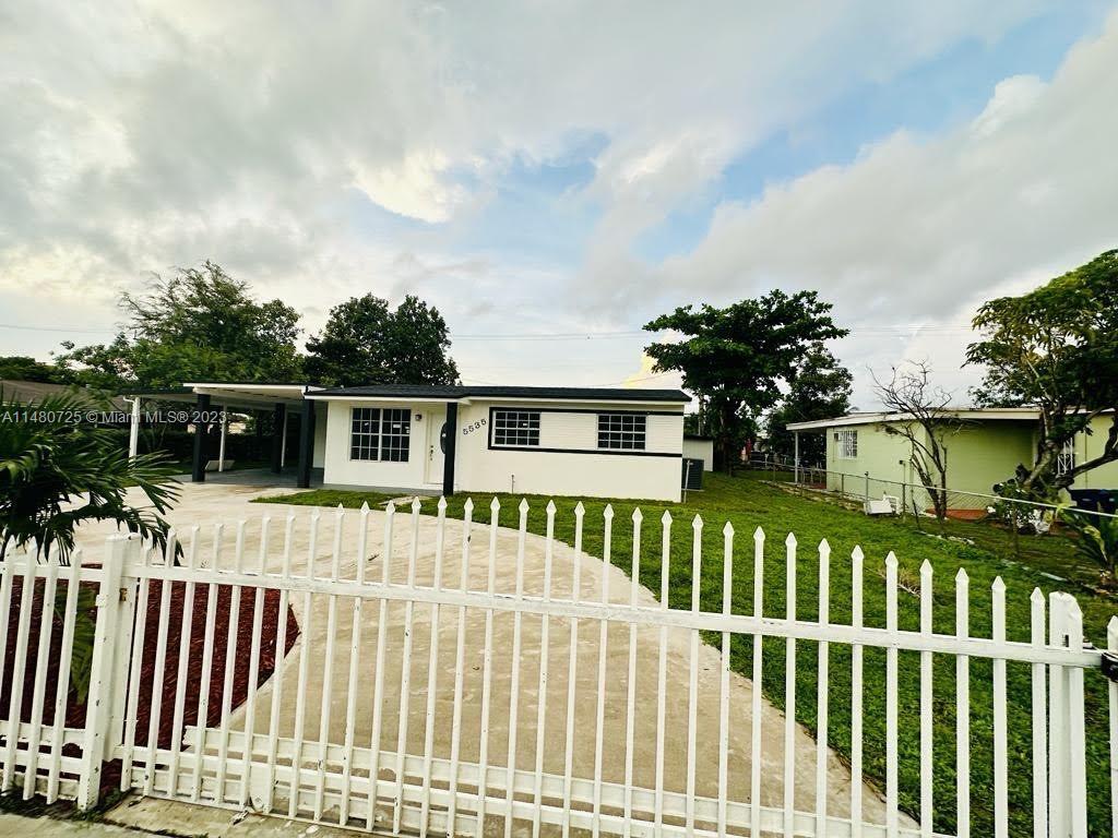 Photo of 5535 NW 173rd Dr in Miami Gardens, FL