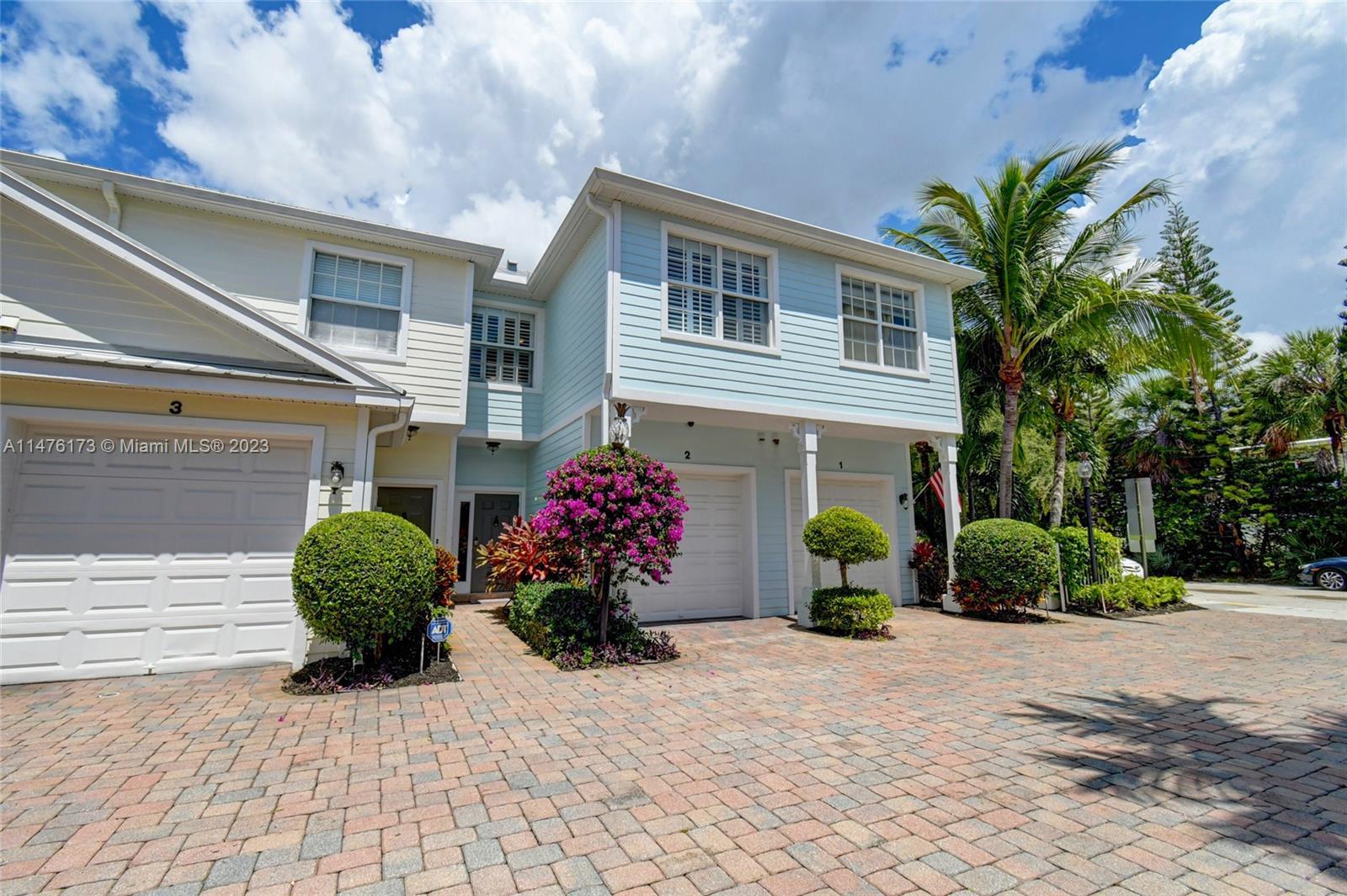 Photo of 902 S Federal Hwy #2 in Lake Worth, FL