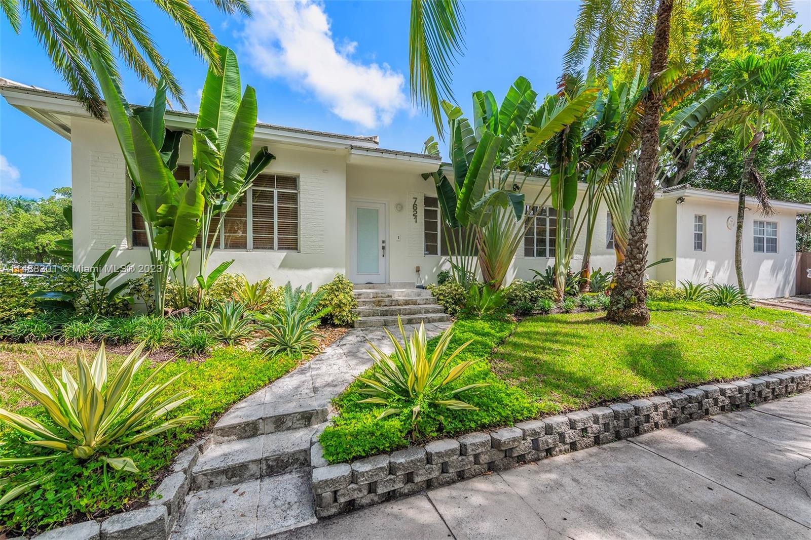 Photo of 7621 NE 7th Ave in Miami, FL