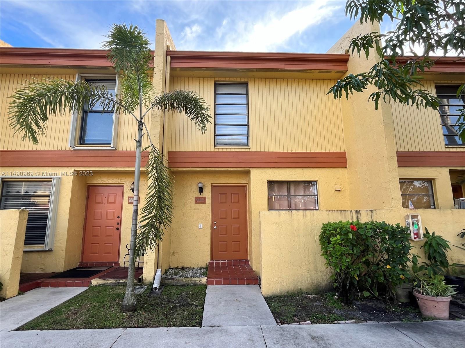 Photo of 9340 NW 15th Ct #330 in Pembroke Pines, FL